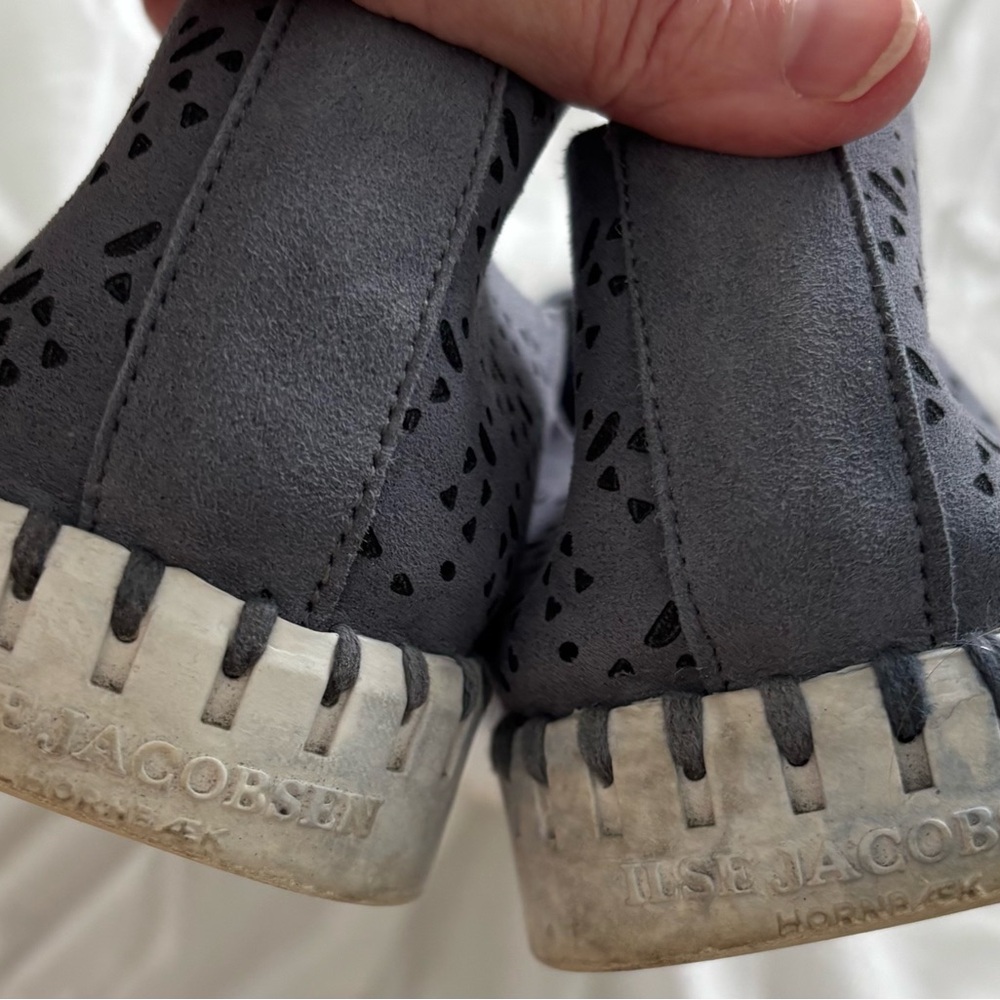 Isle Jacobson Denim Perforated Slip-On Women’s Shoes. 10. - Picture 3 of 6